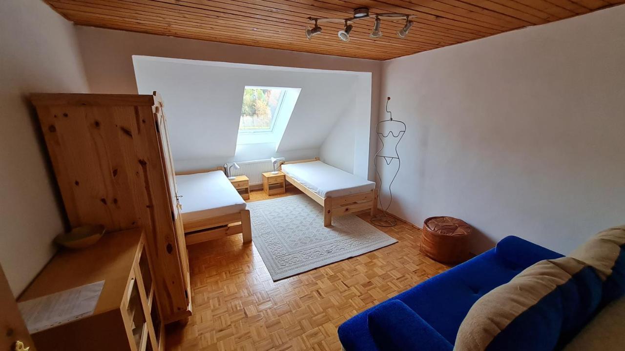 Penzion Piano Apartment Liptovsky Mikulas Bagian luar foto